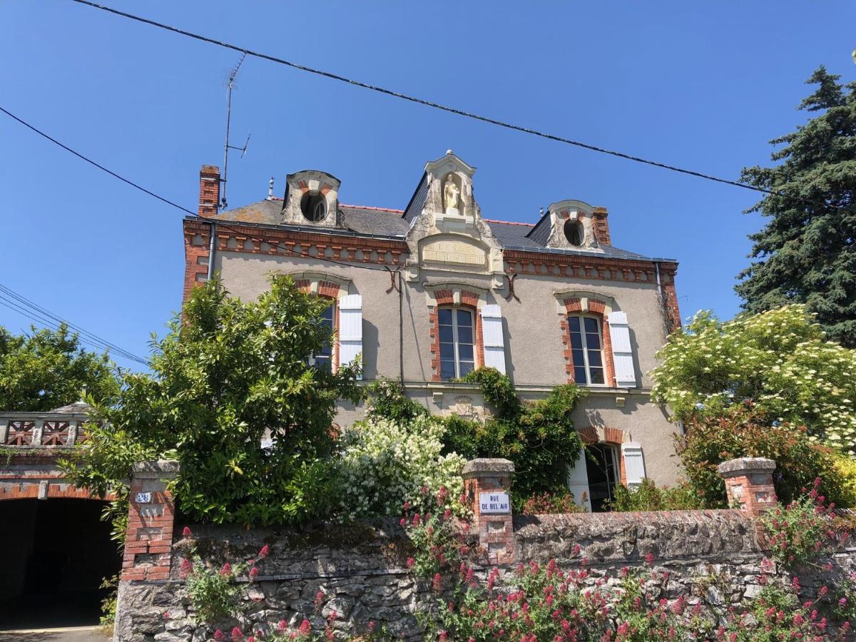 Chambres D'Hotes - Ancienne Ecole St Joseph Chanzeaux Esterno foto